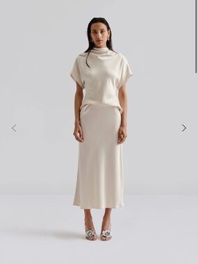 By Malina Satin Cream Midi Slip Skirt size XXL NWT